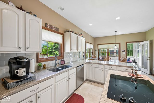 1611 Trainers Circle, Indianapolis, IN 46239
