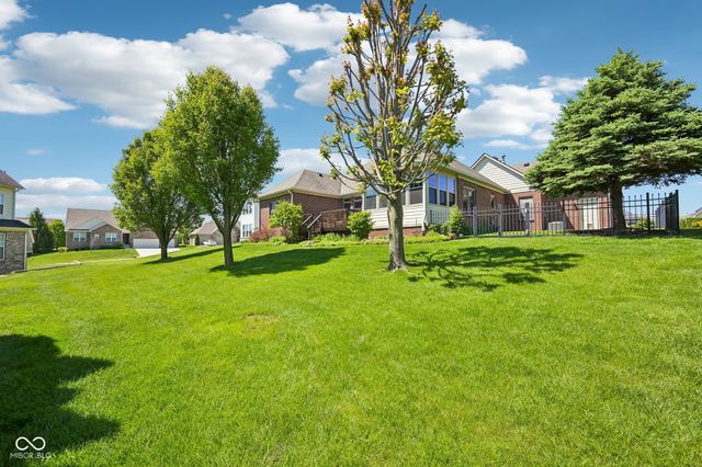 1611 Trainers Circle, Indianapolis, IN 46239