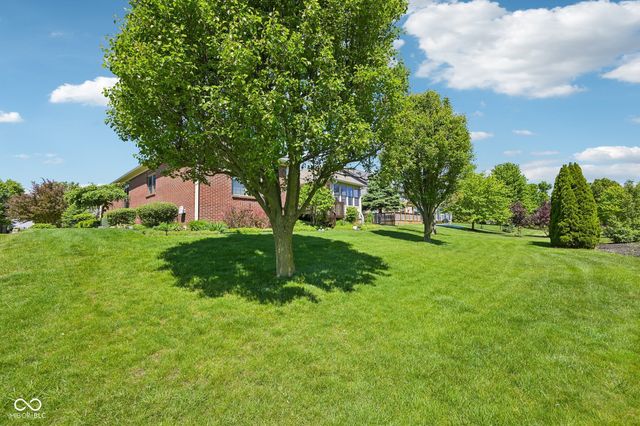1611 Trainers Circle, Indianapolis, IN 46239