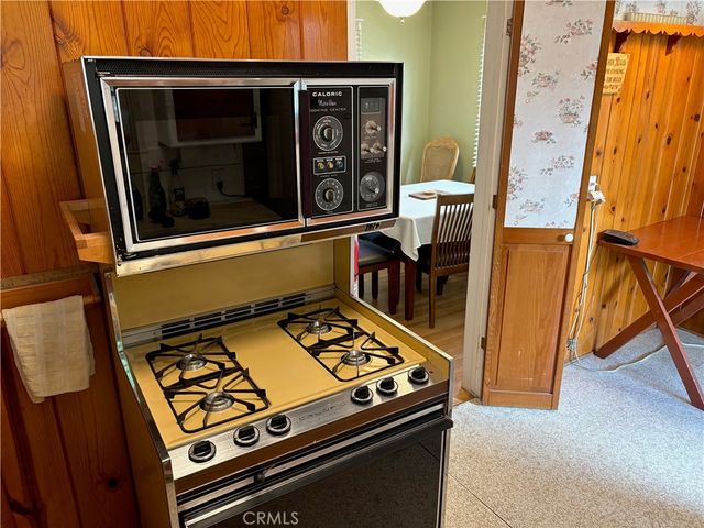 7738 Kraft Avenue, North Hollywood, CA 91605