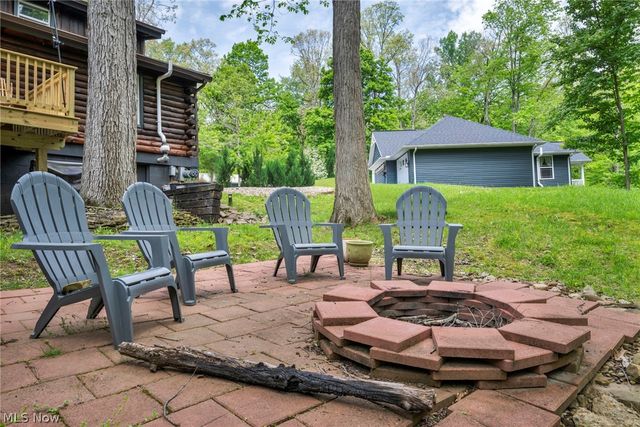 410 Apple Hill Drive N, Howard, OH 43028