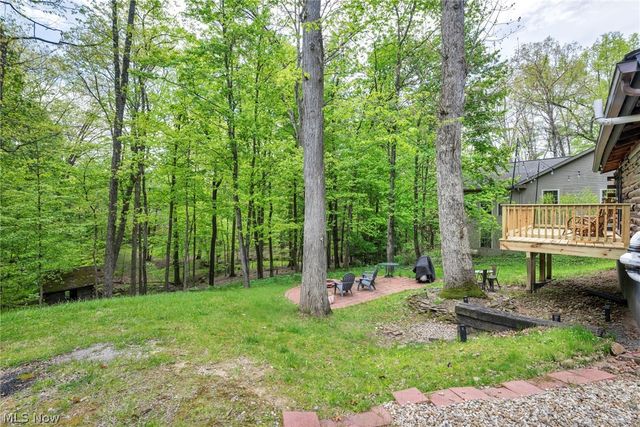 410 Apple Hill Drive N, Howard, OH 43028