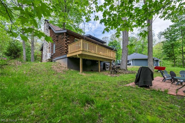 410 Apple Hill Drive N, Howard, OH 43028