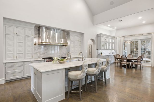 2001 Brazos Court, Westlake, TX 76262