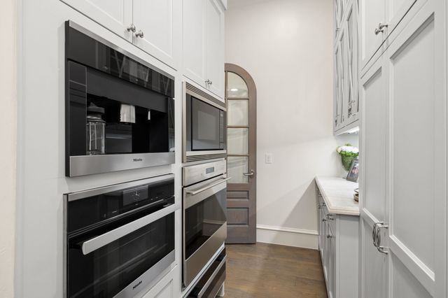2001 Brazos Court, Westlake, TX 76262