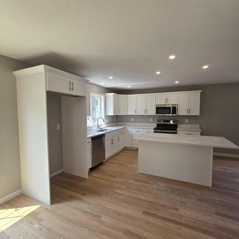 33 Lawn St, Brockton, MA 02302