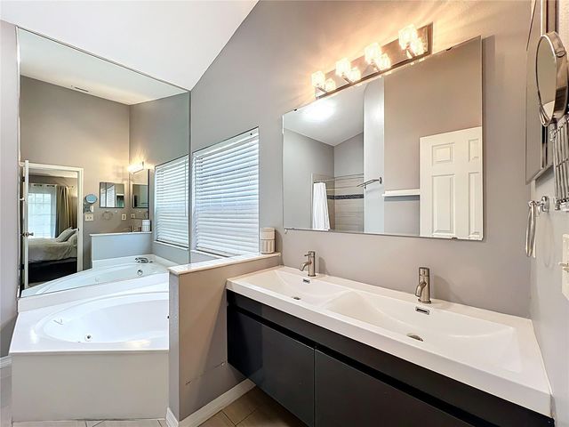 9966 KENDAL DRIVE, Orlando, FL 32817