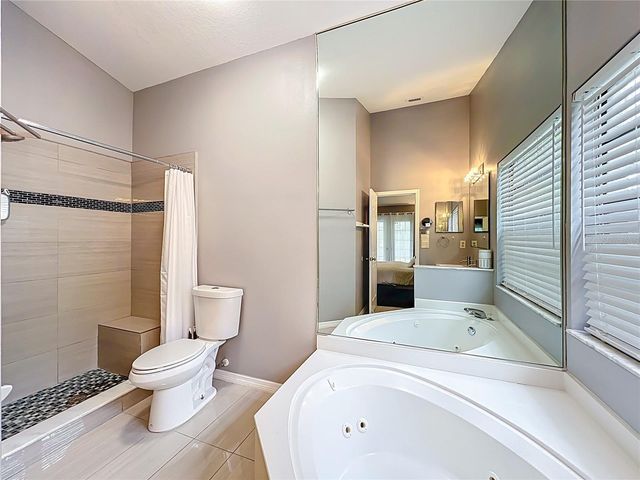 9966 KENDAL DRIVE, Orlando, FL 32817