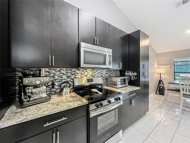 9966 KENDAL DRIVE, Orlando, FL 32817