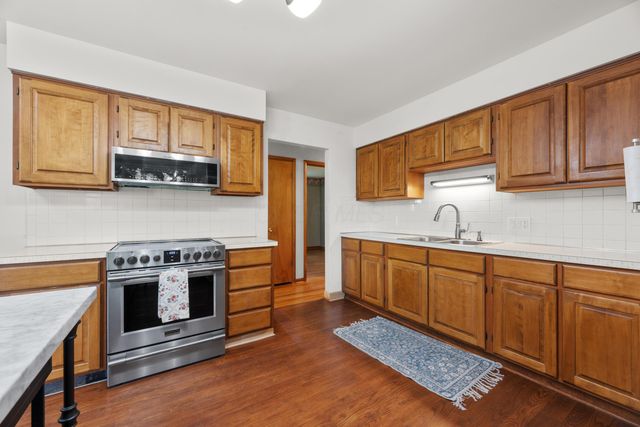 4805 Parkmoor Drive, Westerville, OH 43082