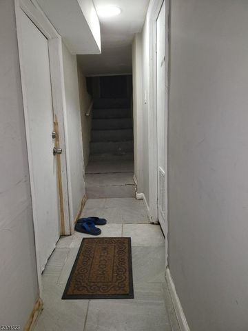 89 Tremont Ave 2, East Orange City, NJ 07018