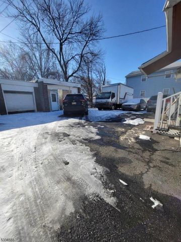 89 Tremont Ave 2, East Orange City, NJ 07018