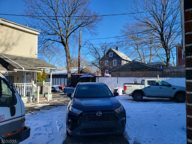 89 Tremont Ave 2, East Orange City, NJ 07018