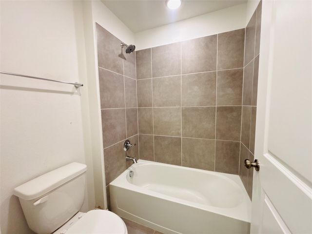 4508 Hogans Alley Drive, Arlington, TX 76001