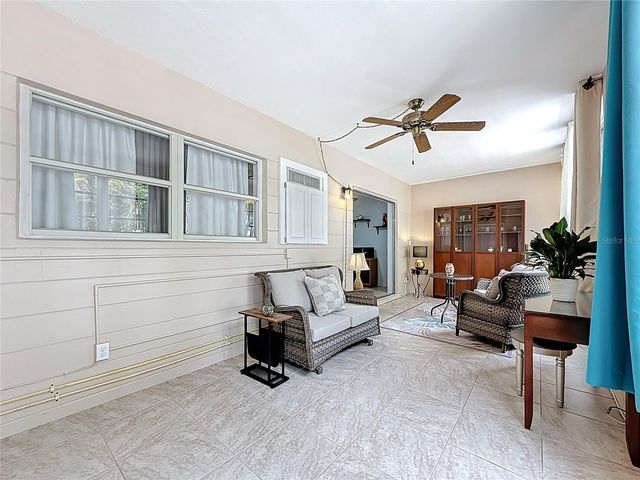 5861 42ND TERRACE N 1610, Kenneth City, FL 33709