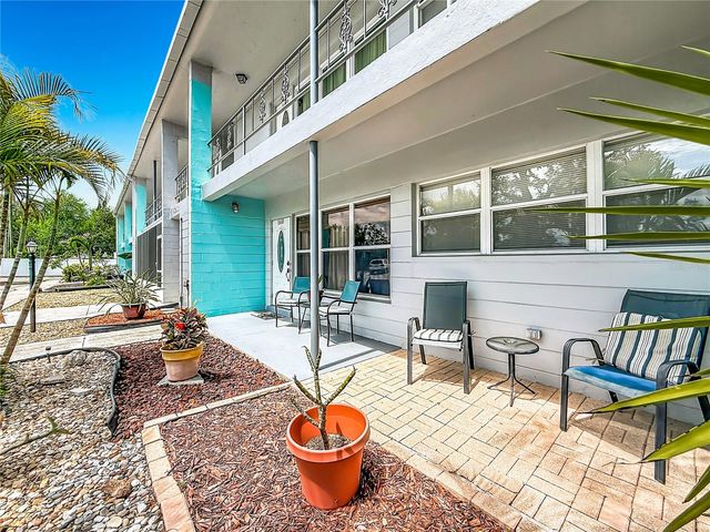 5861 42ND TERRACE N 1610, Kenneth City, FL 33709