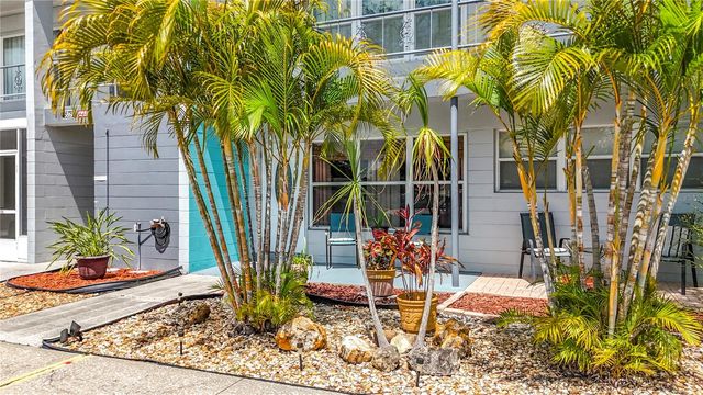 5861 42ND TERRACE N 1610, Kenneth City, FL 33709