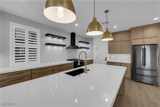 465 Cabral Peak Street, Las Vegas, NV 89138