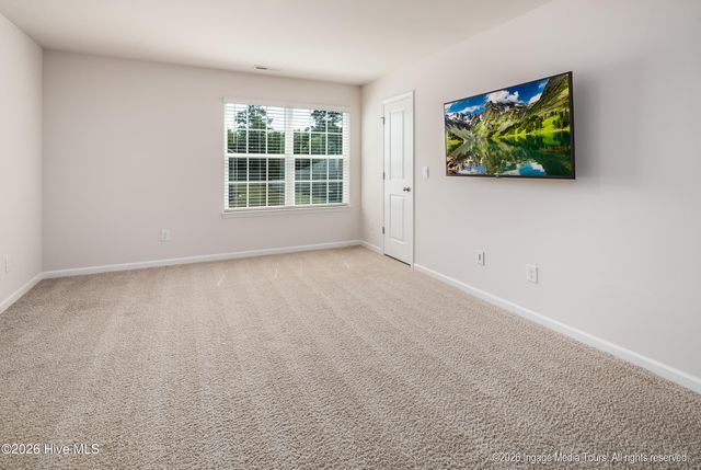 1913 Rolling Meadows Drive, Greenville, NC 27858