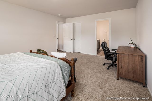 1913 Rolling Meadows Drive, Greenville, NC 27858