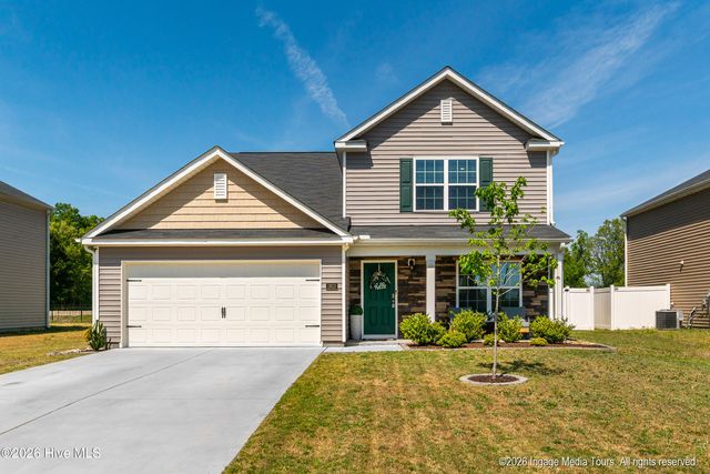 1913 Rolling Meadows Drive, Greenville, NC 27858
