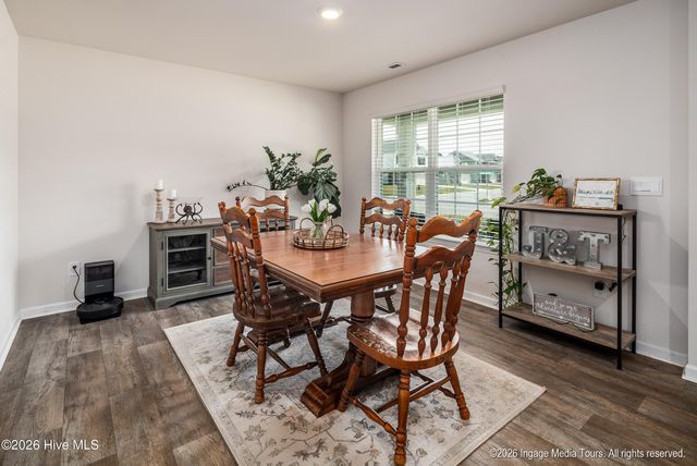 1913 Rolling Meadows Drive, Greenville, NC 27858