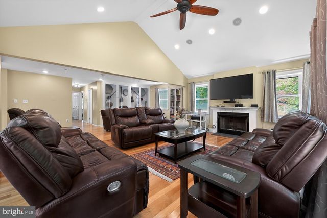 112 MARPLE RD, Haverford, PA 19041