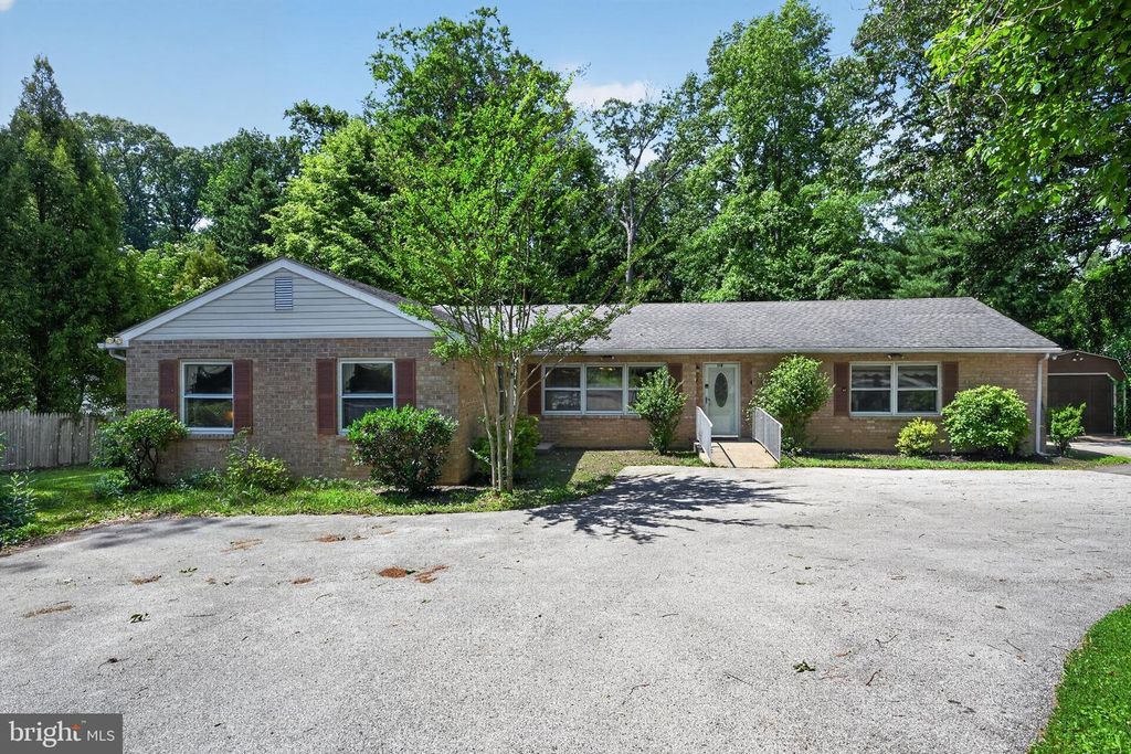 112 MARPLE RD, Haverford, PA 19041