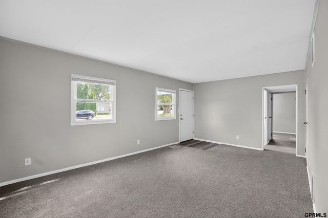 6764 Charles Street, Omaha, NE 68132