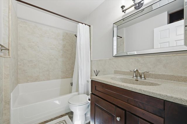 10300 Parkview Lane, Champlin, MN 55316