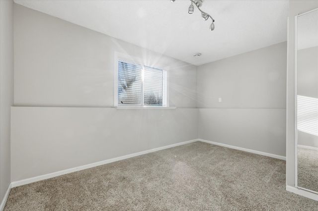 10300 Parkview Lane, Champlin, MN 55316