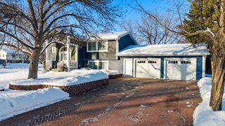 10300 Parkview Lane, Champlin, MN 55316
