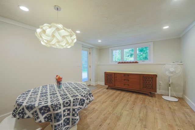 12 Stevens Pl, Saugus, MA 01906