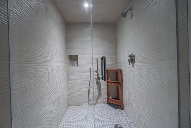 12 Stevens Pl, Saugus, MA 01906