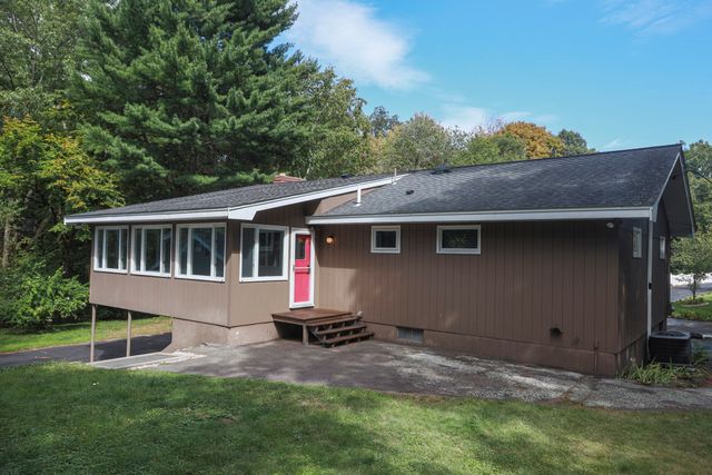 12 Stevens Pl, Saugus, MA 01906