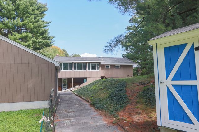 12 Stevens Pl, Saugus, MA 01906