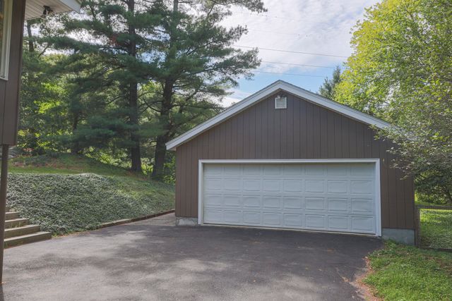 12 Stevens Pl, Saugus, MA 01906