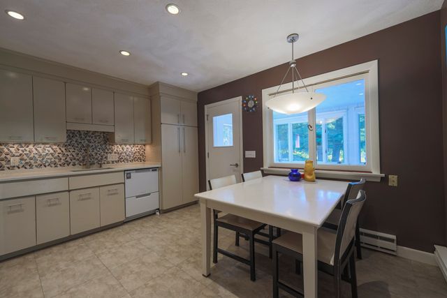 12 Stevens Pl, Saugus, MA 01906