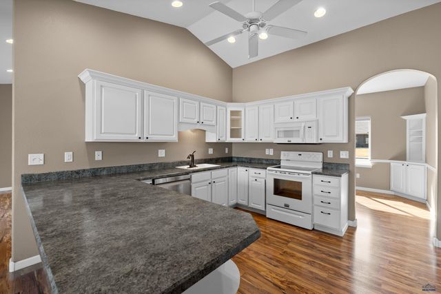 4340 JOLLY LN, Rapid City, SD 57703