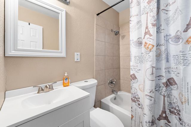 2906 E GENESEE STREET, Tampa, FL 33610