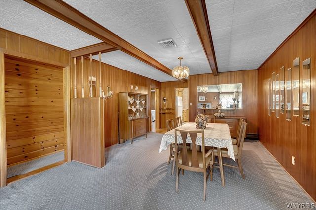 6887 Walmore Road, Wheatfield, NY 14304