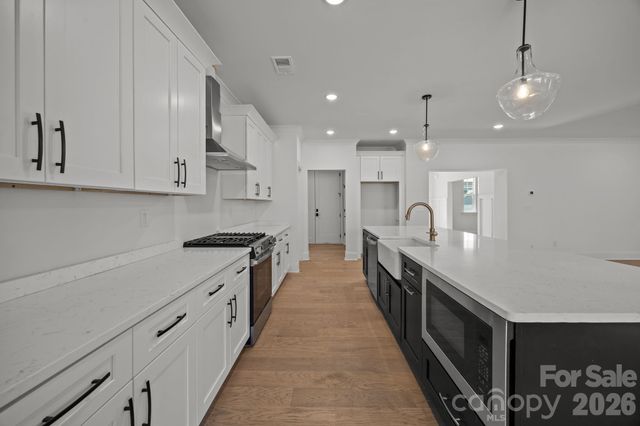 113 Brooke Forest Court, Mooresville, NC 28115