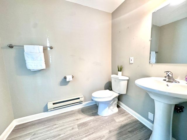 1308 W 24th Street, Minneapolis, MN 55405