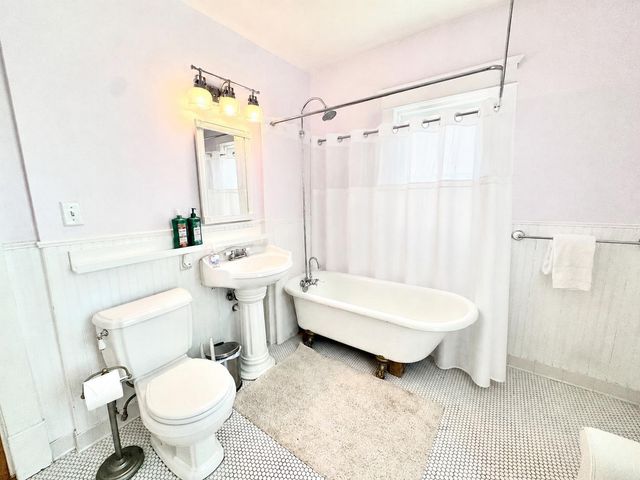 1308 W 24th Street, Minneapolis, MN 55405