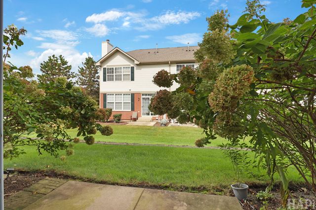 533 N Red Deer Road 533, Round Lake, IL 60073