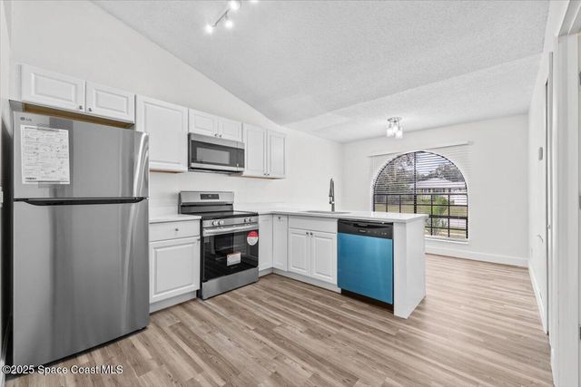1051 Flower Street NW, Palm Bay, FL 32907