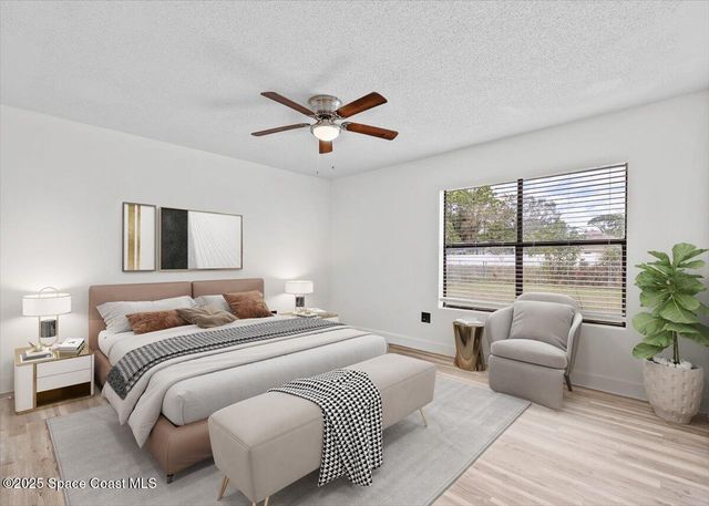 1051 Flower Street NW, Palm Bay, FL 32907