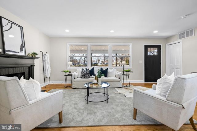 1811 VISTA LN, Lutherville Timonium, MD 21093