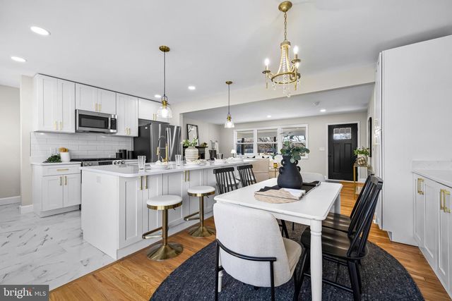 1811 VISTA LN, Lutherville Timonium, MD 21093