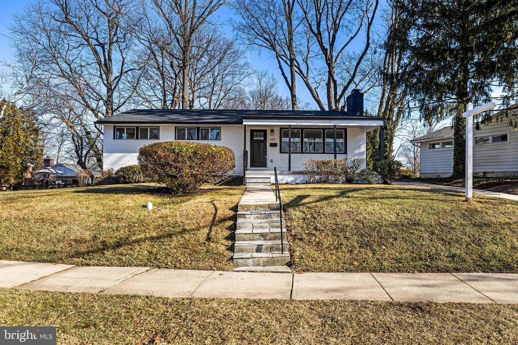 1811 VISTA LN, Lutherville Timonium, MD 21093